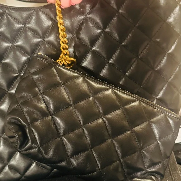 Designer inspired lambskin Quilted Logo Tote Bag in Black with Gold Hardware - Picture 3 of 4